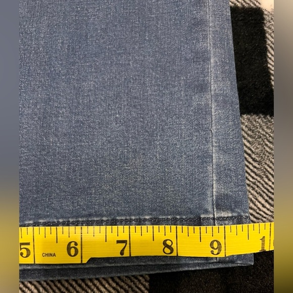 NYDJ NEW Women’s size 16 pull up Medium Wash Jeans with Lift & Tuck Technology - Picture 4 of 11